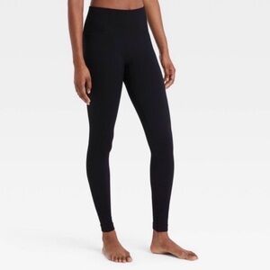 Colsie BLACK Women's Leggings